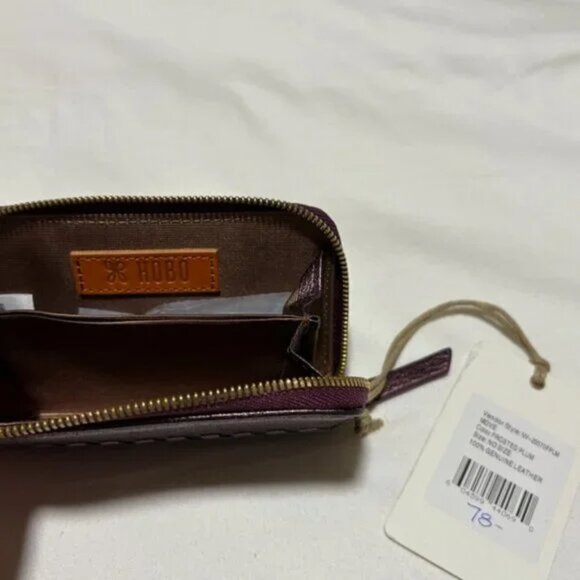 HOBO Move Clip Wallet NWT–Leather Zip Card Case, Great Stocking Stuffer - Picture 5 of 6